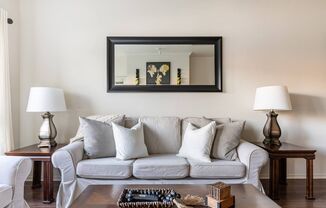 1 bed, 1 bath, 714 sqft, $3,900, Unit 111