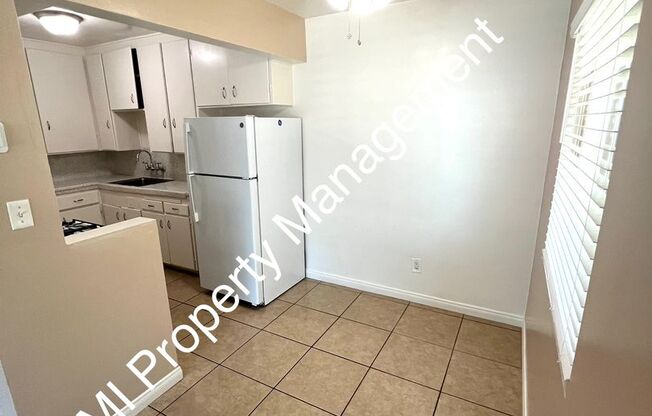 One Bedroom Close to Downtown!!