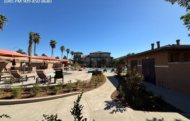 3 beds, 3.5 baths, $3,095, Unit UNIT 6