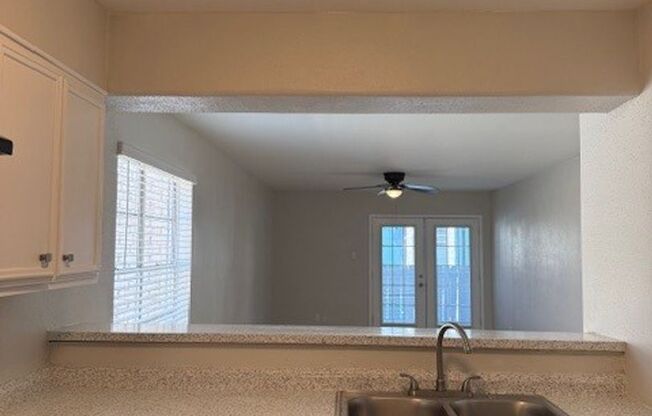 3 beds, 2 baths, 1,256 sqft, $1,500, Unit 09-0907 W/D