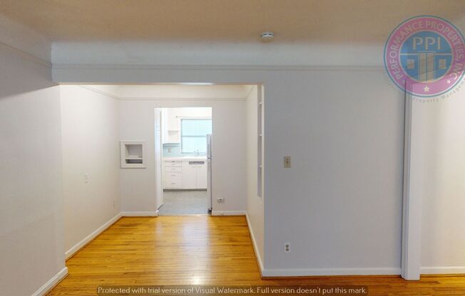 1 bed, 1 bath, 700 sqft, $1,295, Unit 01