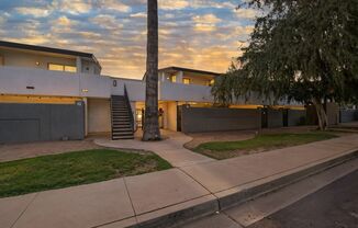 Heart of Phoenix Living – Modern 1BR with Amenities