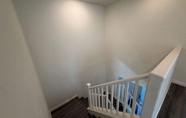 3 beds, 2.5 baths, $2,095