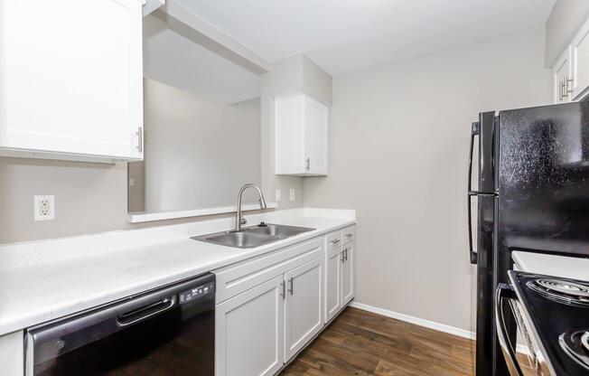 2 beds, 1 bath, 1,089 sqft, $1,400
