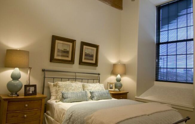 Curtain Lofts  1371