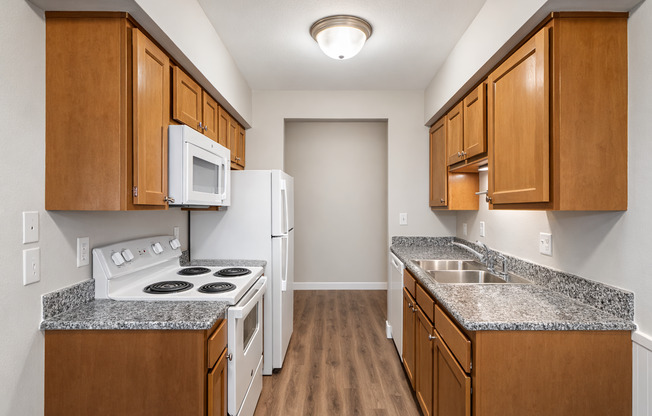 2 beds, 1 bath, 945 sqft, $1,250, Unit 201