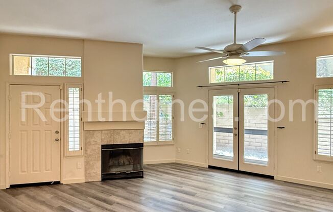 Carmel Mt Ranch, 11295 Provencal Pl, Gated, AC, Fireplace, Community Pool and Spa, 2 Car Garage!