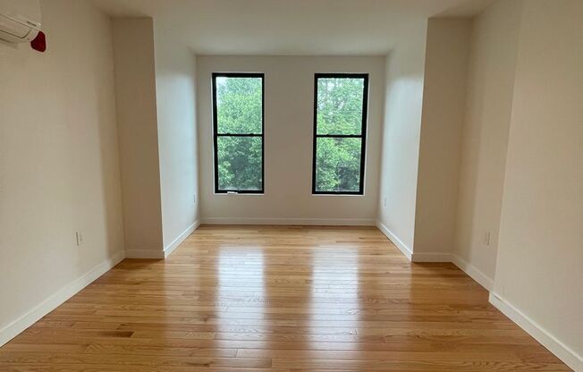 2 beds, 2 baths, 7 sqft, $1,995, Unit 2D