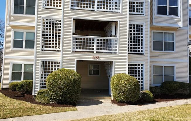 2 beds, 2 baths, $1,500