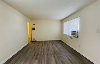 1 bed, 1 bath, 675 sqft, $1,950, Unit 3