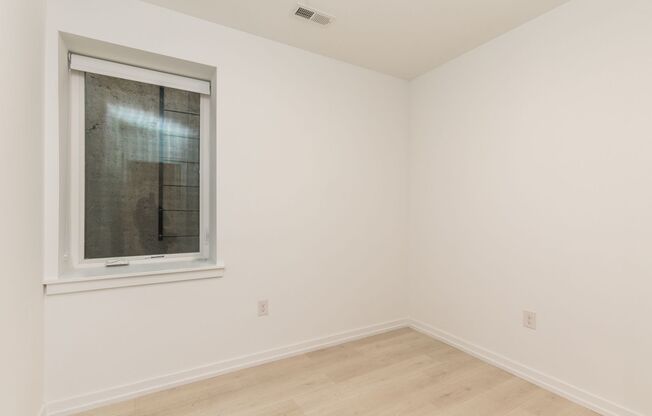 2 beds, 1 bath, 830 sqft, $1,595, Unit 1247 - A
