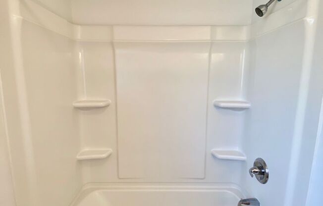 1 bed, 1 bath, 800 sqft, $1,145, Unit 36