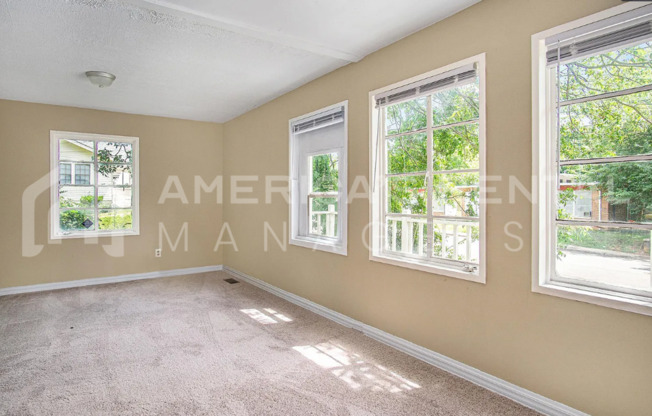 3 beds, 1 bath, $1,150