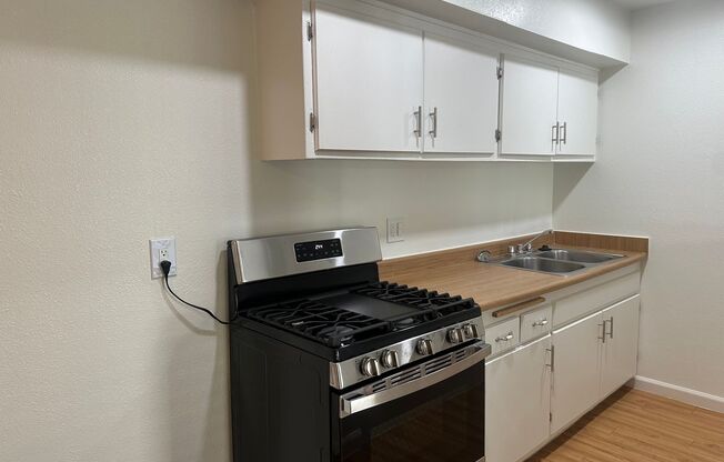 1 bed, 1 bath, 525 sqft, $1,795, Unit 9175-3