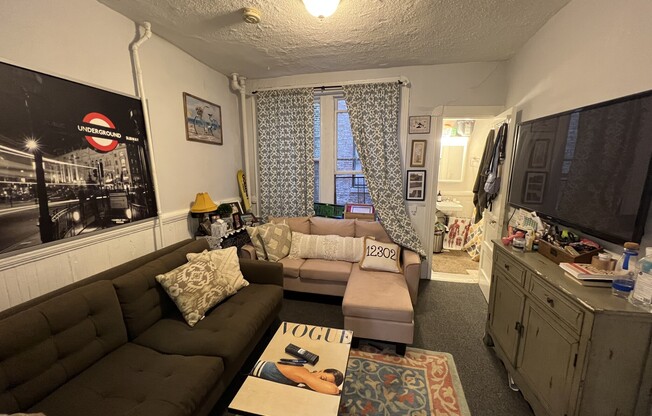 76 Myrtle St.