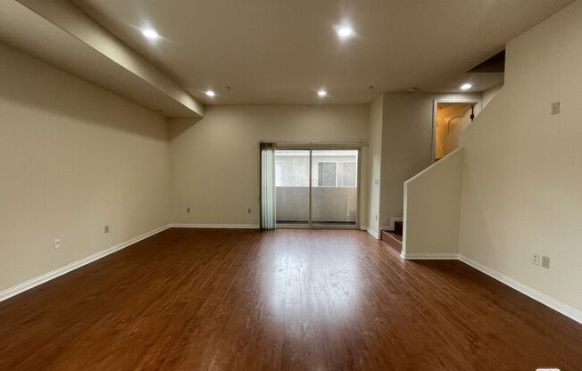 15024 W MAGNOLIA BLVD