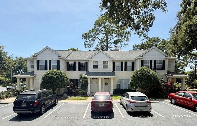 13706 FRST LK DR