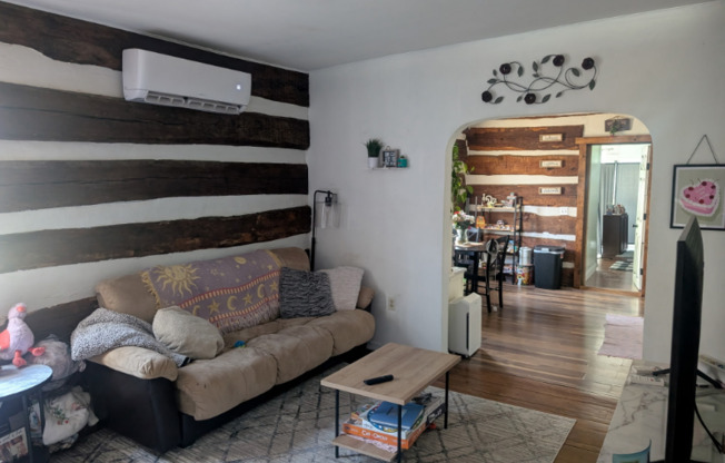 117 RACE ST