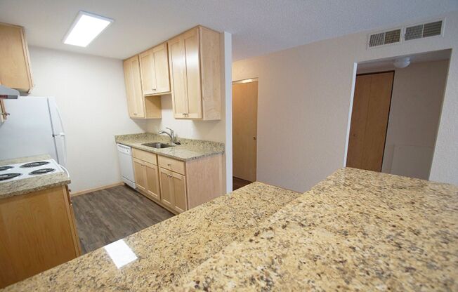 1 bed, 1 bath, 780 sqft, $1,374, Unit 213