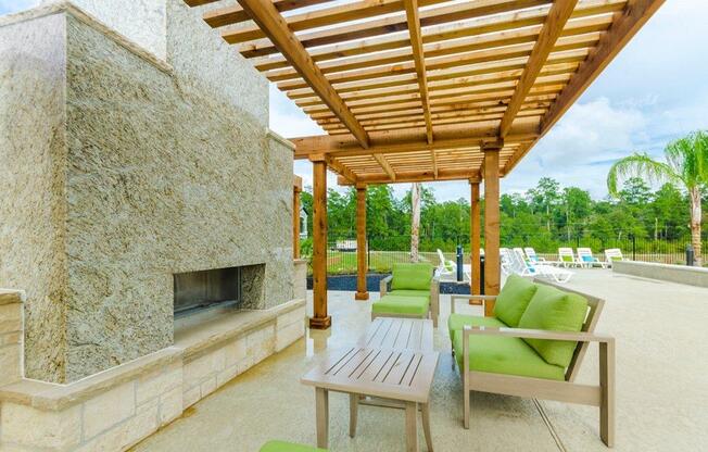 Fireplace Sitting Area at Berkshire Woodland, Texas, 77384