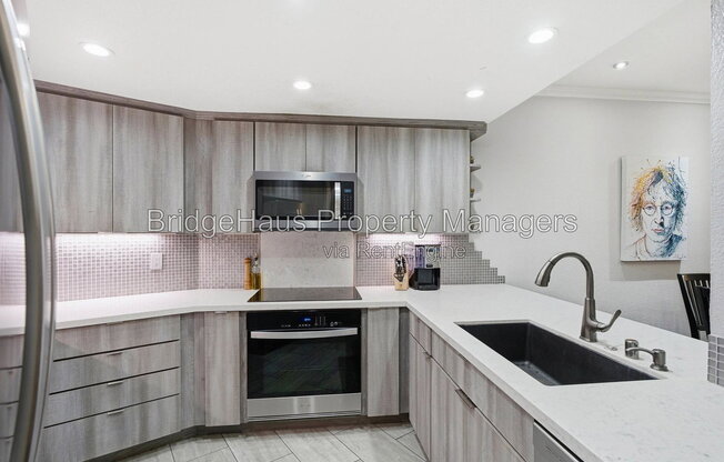 2 beds, 2 baths, 1,198 sqft, $3,650, Unit 204