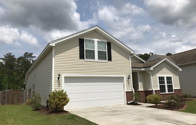 Beautiful ranch style home sitting on a quiet street