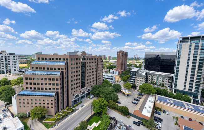 2 beds, 2 baths, $3,395, Unit # 1703
