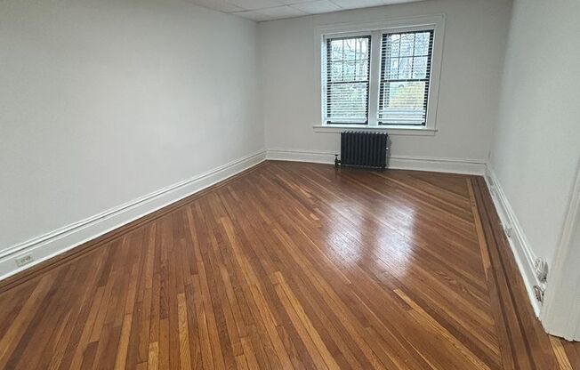 1 bed, 1 bath, 480 sqft, $1,950, Unit A08