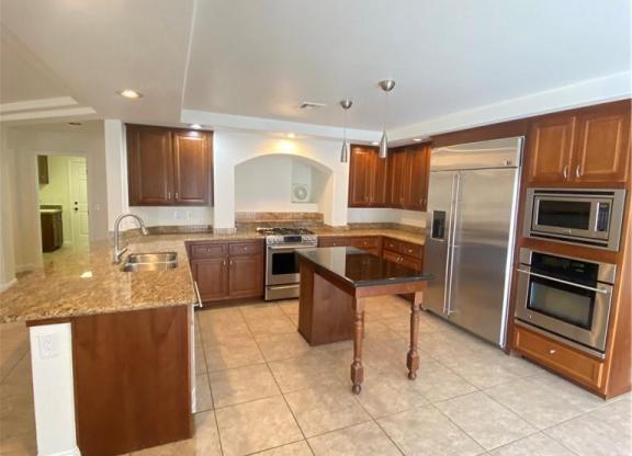 8417 CAMBRIA CELLARS CT