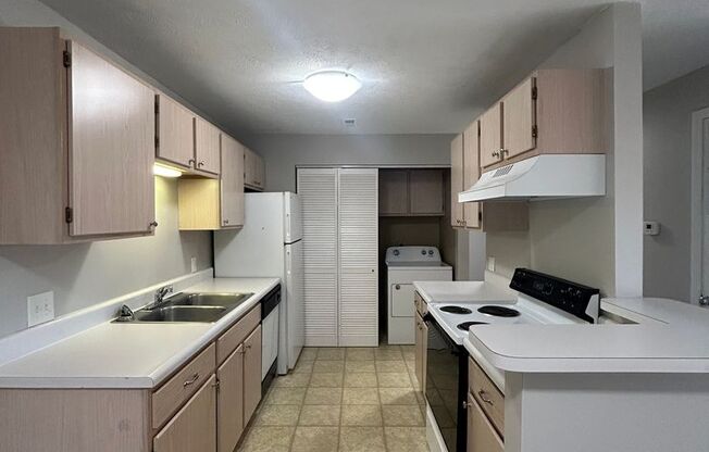 Quail Run Apts. (750 N. 18th Ave.)