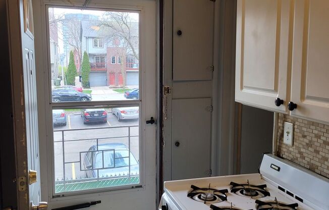 Studio, 1 bath, $795, Unit 110