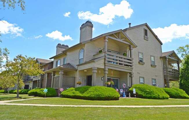 Willows of Coventry Apartments Exterior