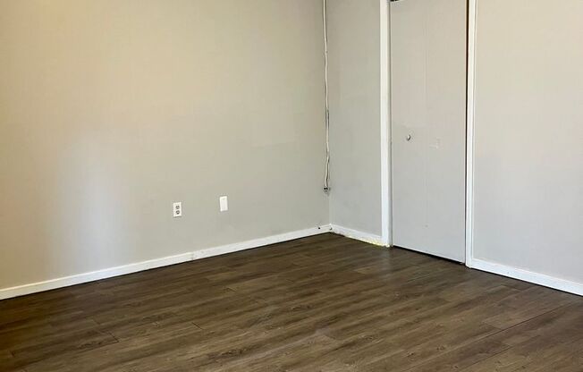 3 beds, 1.5 baths, 1,650 sqft, $1,250, Unit 35