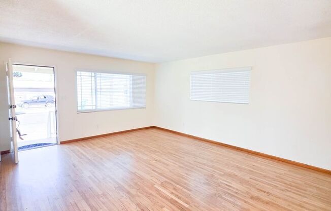 OPEN HOUSE: 9/12 10-11AM ~ 4BR House in Clairemont with 2 Car Garage!