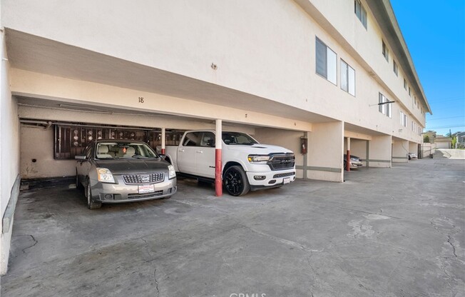 1451 W 105 ST