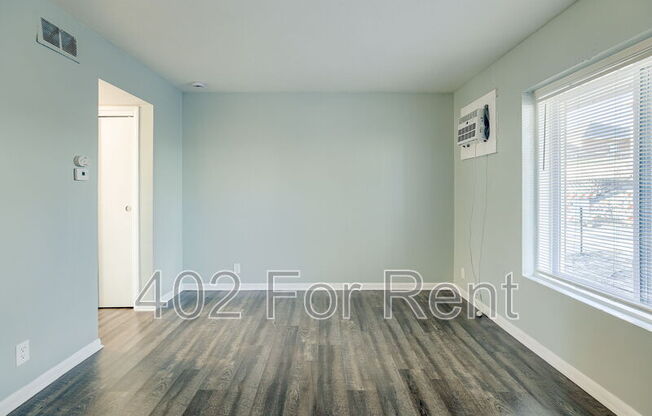1015 N 47 AVE