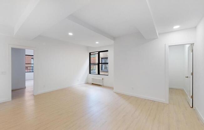 4 beds, 3 baths, 2,000 sqft, $10,875, Unit 8A