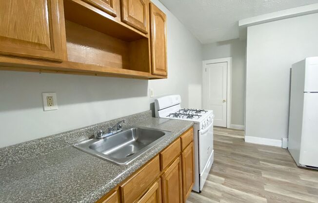 1 bed, 1 bath, $1,230, Unit 3