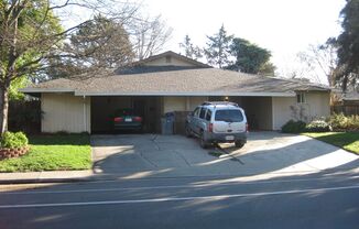 Newly Updated Duplex in Davis