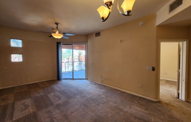 Luxury 1 bedroom condo unit on the 3rd Floor just off the "South LV Strip"