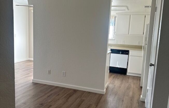 1 bed, 1.5 baths, 840 sqft, $1,350, Unit 137