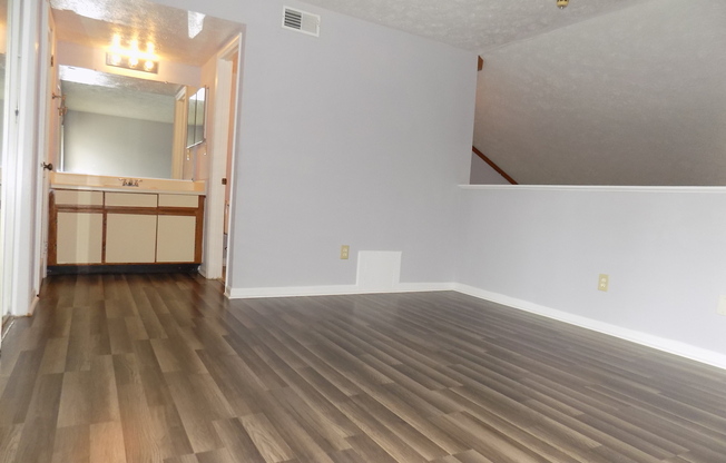 2 beds, 2 baths, $1,200