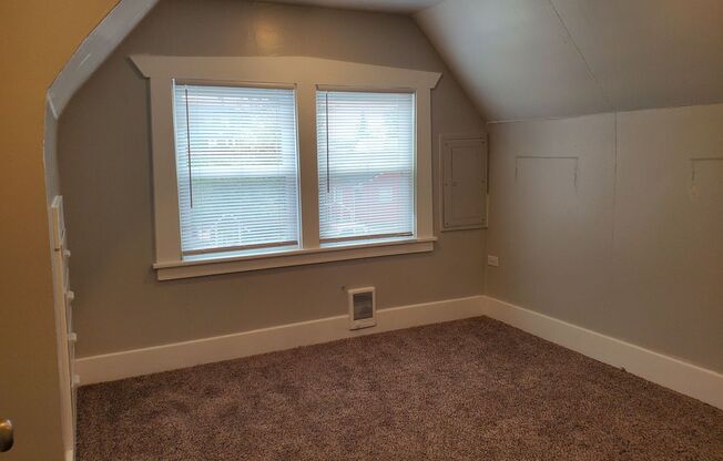 Remolded Top Floor Unit