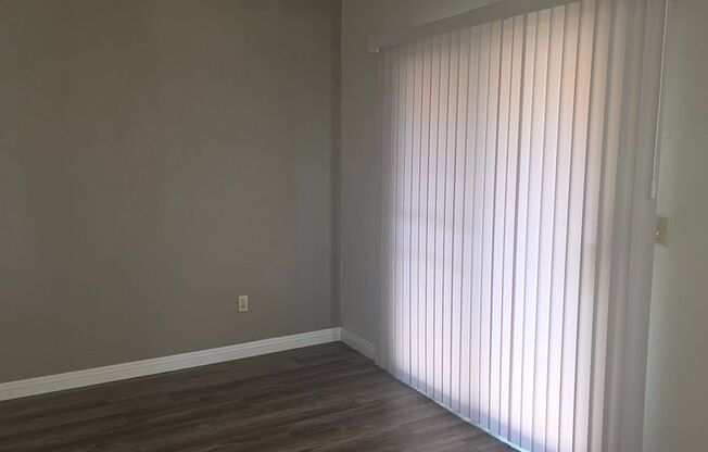 Beautiful CONDO 2 Bedroom- 2 Bath