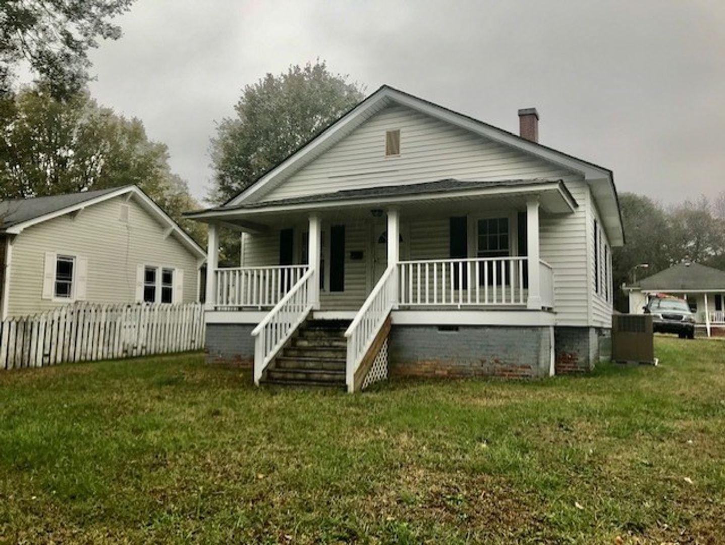 Must see this Newly renovated 2 bedroom 1 bath home located in Kannapolis