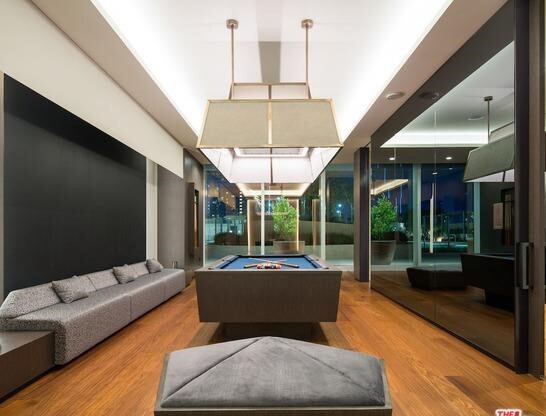 1 bed, 1 bath, 740 sqft, $3,100, Unit 902