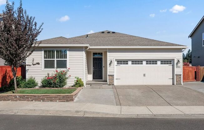 Single-Level Vancouver Home with Covered Patio & Fenced Backyard
