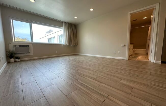 Studio, 1 bath, 500 sqft, $1,550, Unit 306