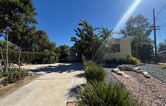 2 bedrooms 1 bath home in San Diego