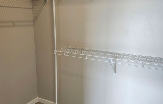 2 beds, 2 baths, 1,046 sqft, $1,600, Unit 208